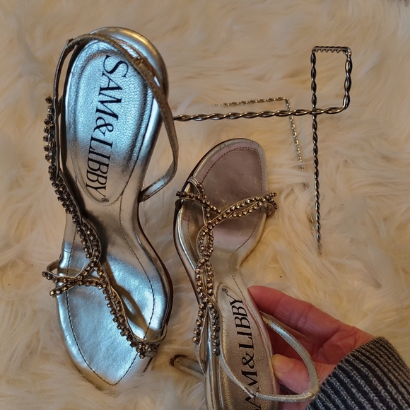 ❤️Y2K Sam and Libby dia silver rhinestone studded stilettos size 6M - Picture 7 of 9